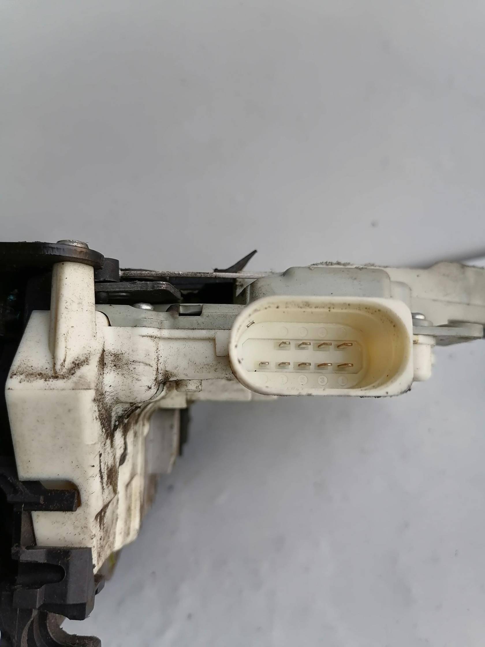 Serratura porta ant. sx.